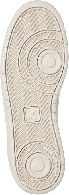 Veja Men's Urca Smooth faux leather Sneakers - Ndoros