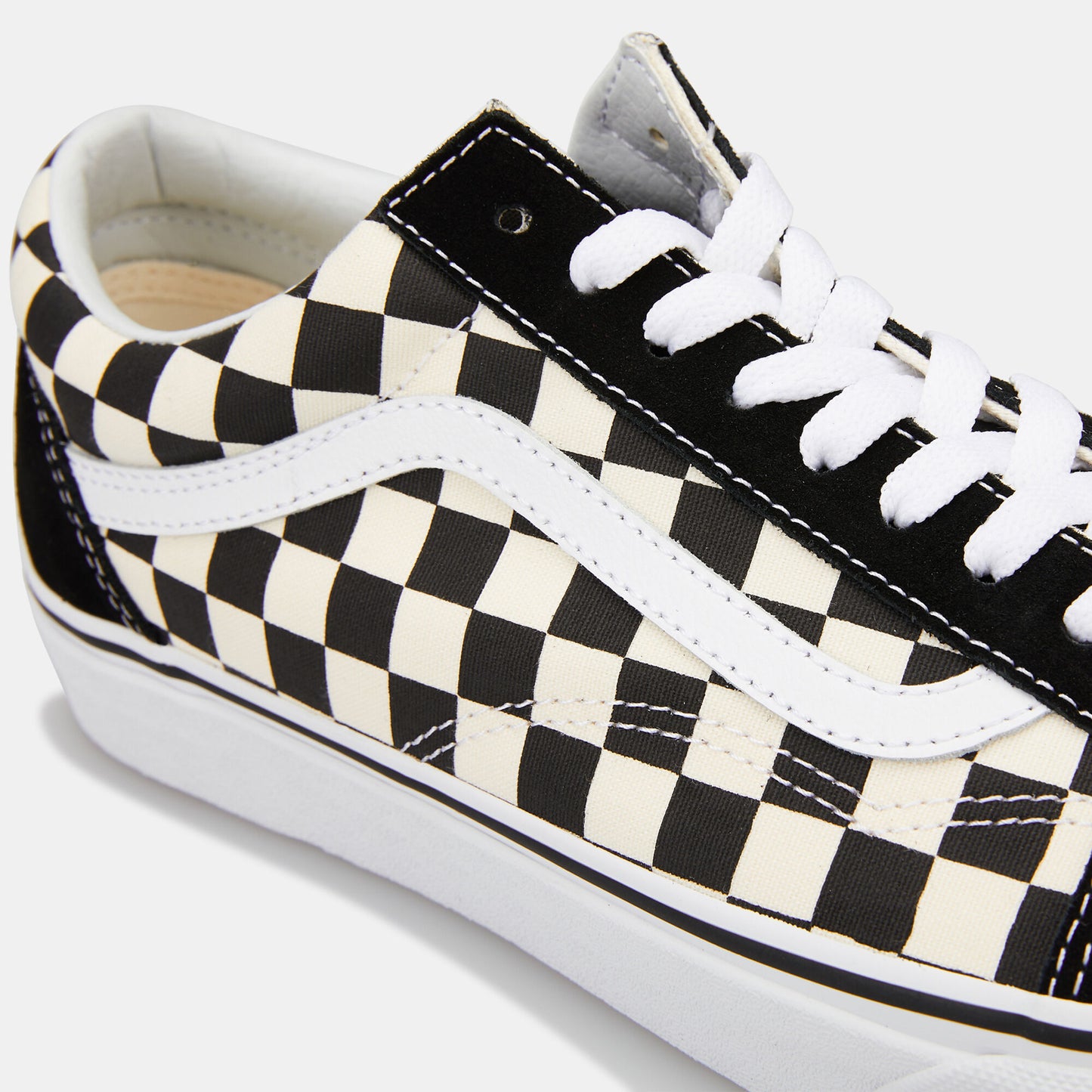 Vans Men's UA Old Skool Sneaker - Ndoros