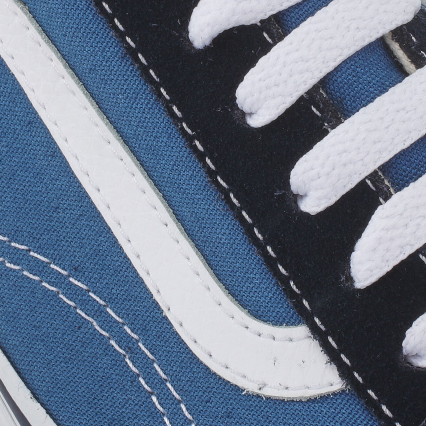 Vans Men's UA Old Skool Sneaker - Ndoros