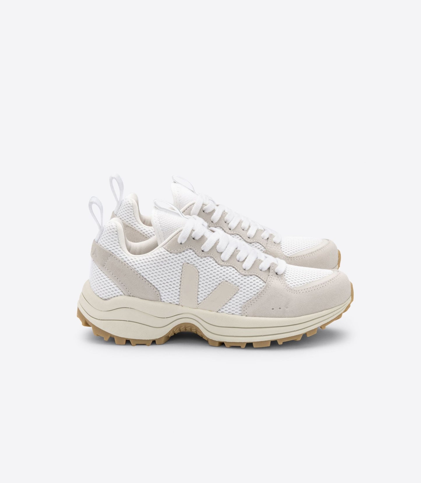 VEJA Women's Venturi Alveomesh Sneaker - Ndoros