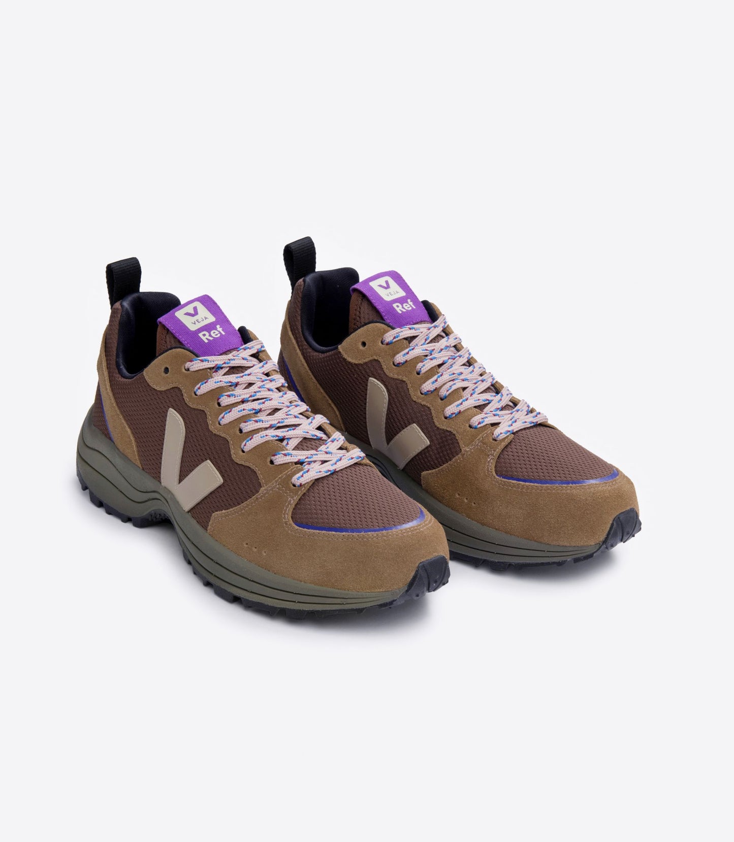 VEJA Women's Venturi Alveomesh Sneaker - Ndoros