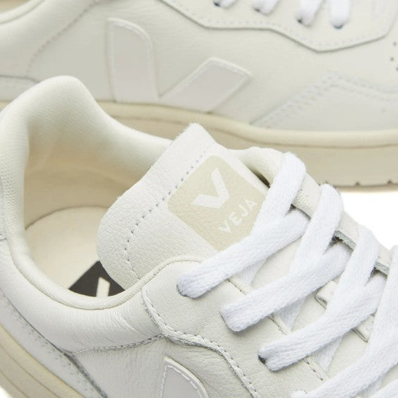Veja Women's V-90 Sneakers, Extra White - Ndoros