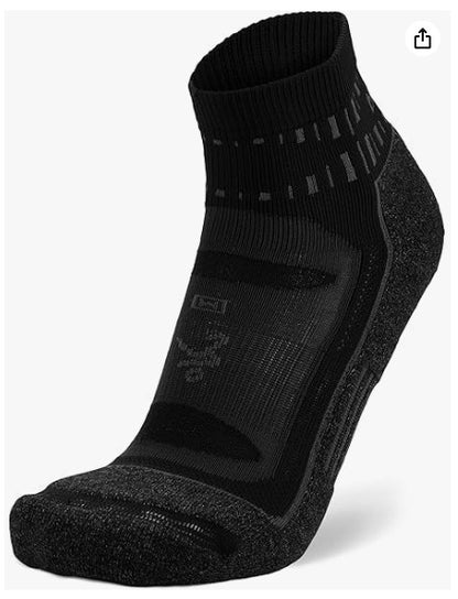 Balega Blister Resist Quarter Performance Quarter Athletic Running Socks Unisex, Black - Ndoros