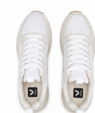 VEJA Women Venturi Alveomesh Sneaker - Ndoros