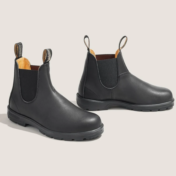 Blundstone Unisex 558 Classic Chelsea Boot, Black, Shock Absorption and Premium Water Resistant Leather