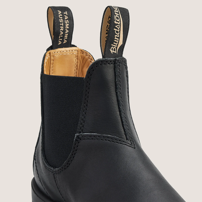 Blundstone Unisex 558 Classic Chelsea Boot, Black, Shock Absorption and Premium Water Resistant Leather