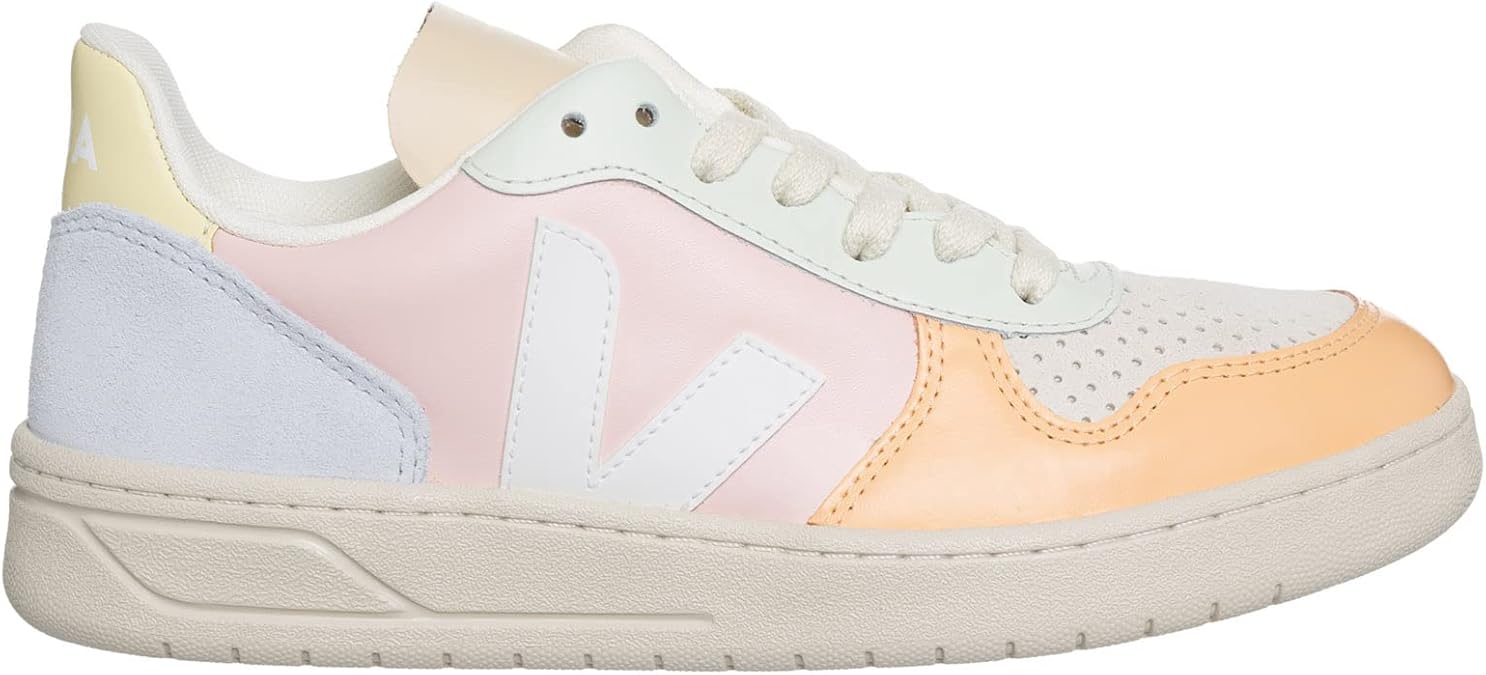 Veja  Woman V-10 Sustainable Sneaker - Ndoros