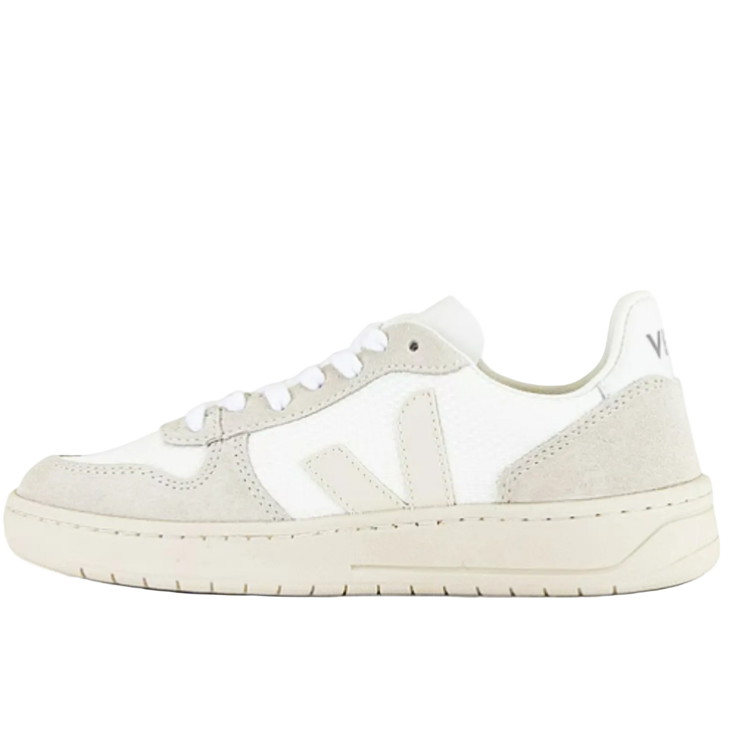 Veja  Woman V-10 Sustainable Sneaker