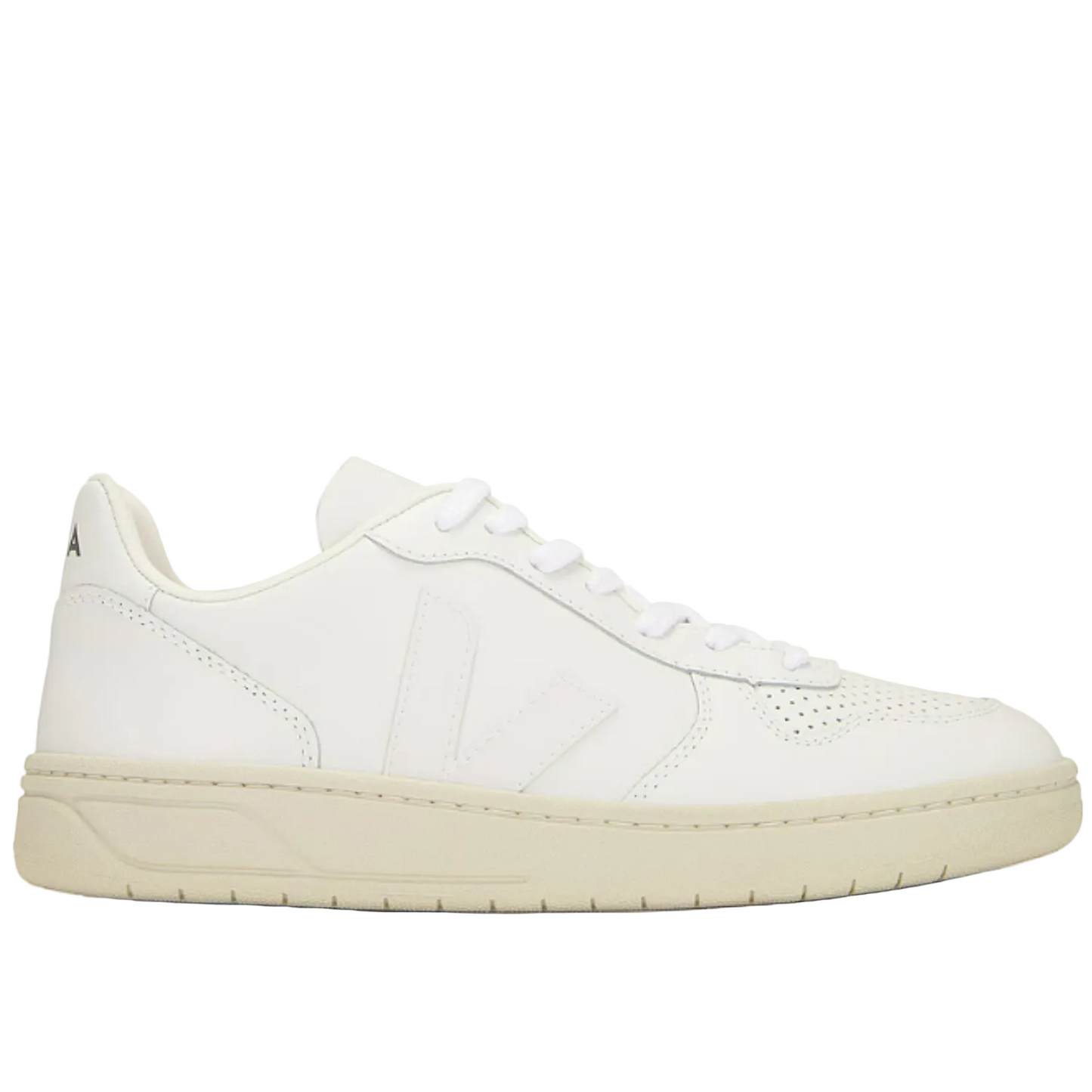 Veja  Woman V-10 Sustainable Sneaker