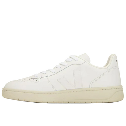 Veja  Woman V-10 Sustainable Sneaker