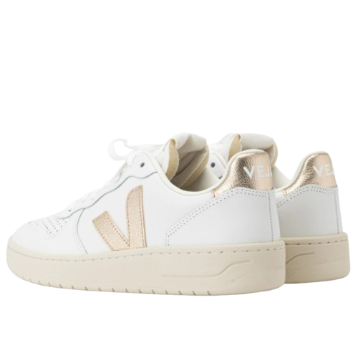 Veja  Woman V-10 Sustainable Sneaker