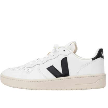 Veja  Woman V-10 Sustainable Sneaker
