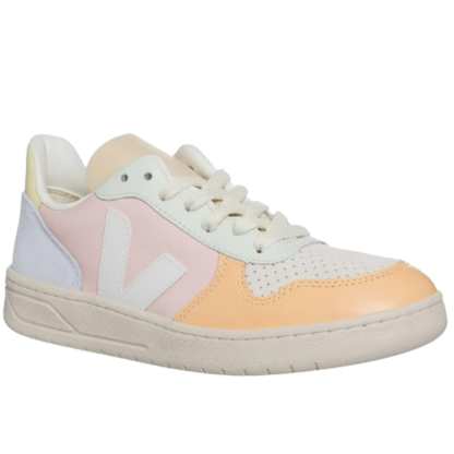 Veja  Woman V-10 Sustainable Sneaker