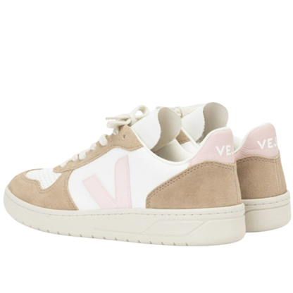 Veja  Woman V-10 Sustainable Sneaker