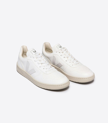 Veja V-10 Men's Sneaker