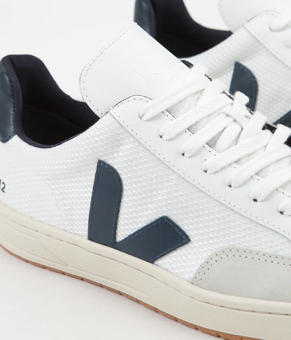 Veja V-10 Men's Sneaker