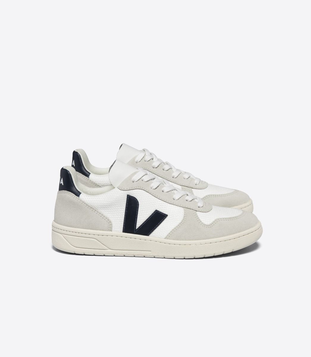 Veja V-10 Men's Sneaker